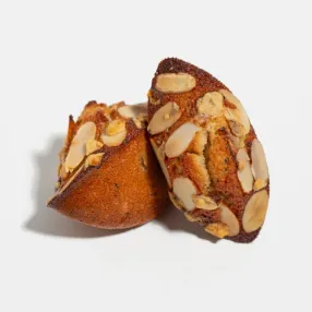 아몬드 무화과 고르곤졸라 휘낭시에